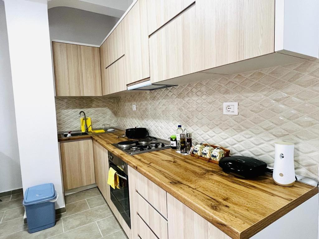 Kristian Apartments بيرات المظهر الخارجي الصورة